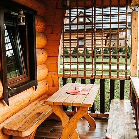 Alojamento de Turismo Selvagem Domki,,chatki Góralskie Rabka